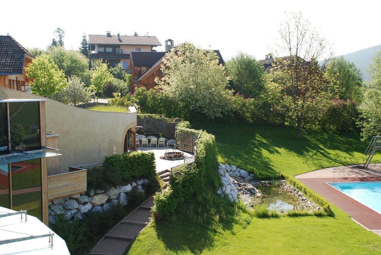 Haus Dorfer Bed and Breakfast Mariapfarr Exteriör bild